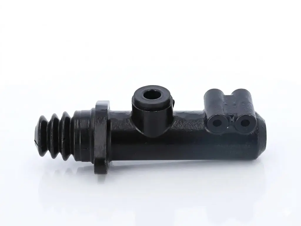 Scania_R360_Clutch_Master_Cylinder